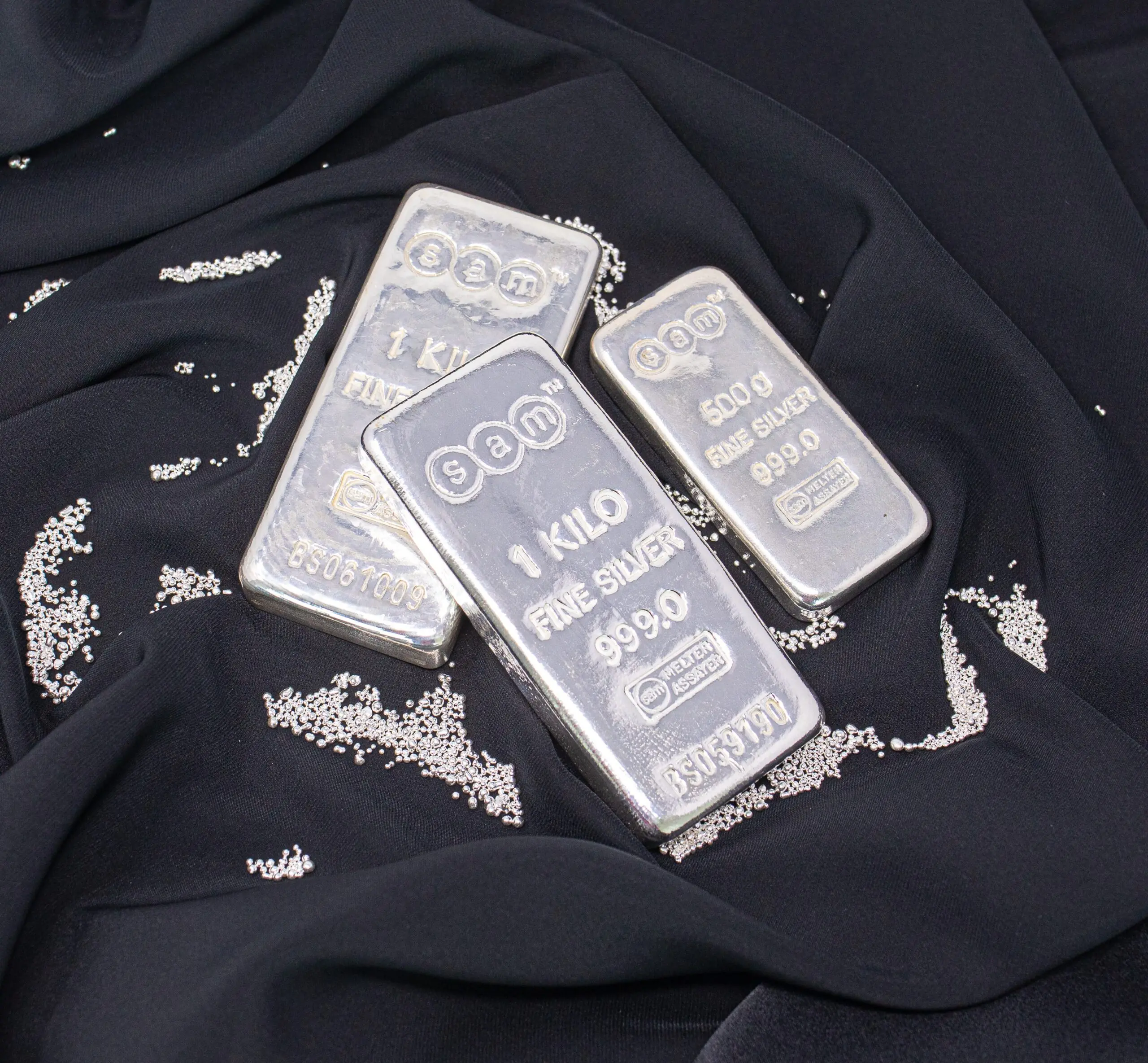 999/9999 SILVER CASTED BARS AND GRAINS